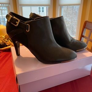 Size 9 Marc Fisher booties
